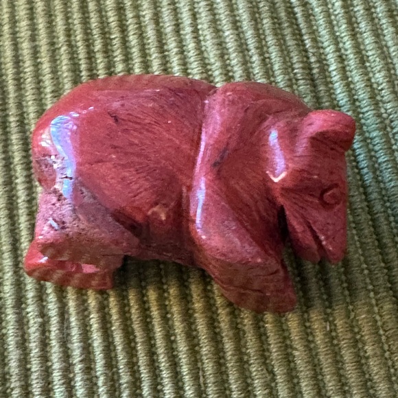 Red Jasper Bear - Picture 1 of 3